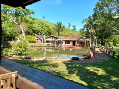 Fazenda/Sítio com 2 Quartos à venda, 734m² no Área Rural de Taubaté, Taubaté