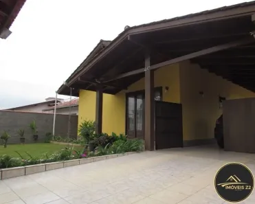 Casa com 3 Quartos à venda, 173m² no Vila Nova, Joinville