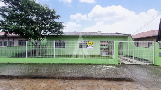 Casa com 3 Quartos à venda, 200m² no Guanabara, Joinville
