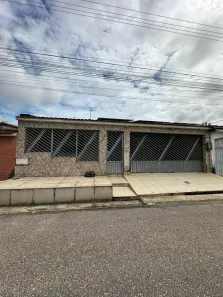 Casa com 3 Quartos à venda, 200m² no Centro, Ananindeua