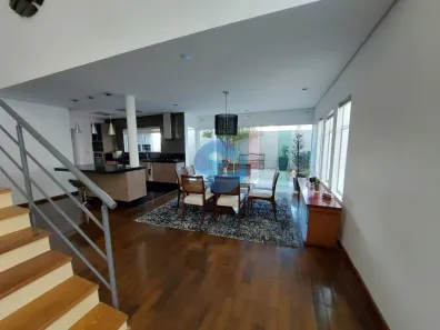 Casa de Condomínio com 3 Quartos para alugar, 340m² no Itapeva, Votorantim