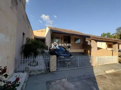 Casa com 3 Quartos à venda, 64m² no Vila São Tiago, Piraquara
