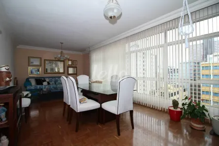 Apartamento com 3 Quartos para alugar, 200m² no Cerqueira César, São Paulo