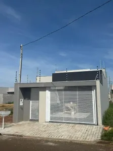 Casa com 2 Quartos à venda, 77m² no Jardim Paraná, Arapongas