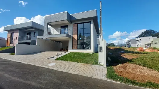 Casa com 3 Quartos à venda, 177m² no Roça Grande, Colombo