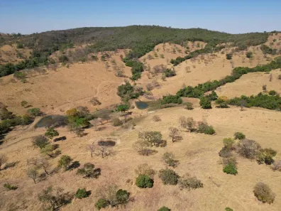Fazenda/Sítio com 2 Quartos à venda, 1819840m² no , Caldazinha