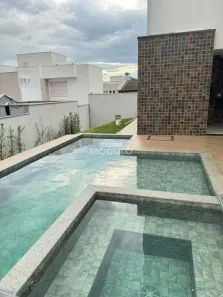 Casa de Condomínio com 4 Quartos à venda, 375m² no Morada da Colina, Uberlândia