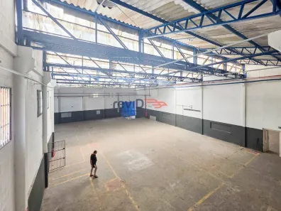 Galpão/Depósito/Armazém para alugar, 940m² no Serraria, Diadema