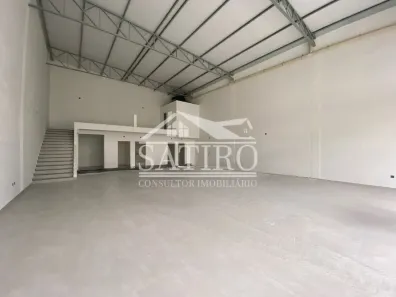 Galpão/Depósito/Armazém para alugar, 270m² no Francisca Augusta Rios, Pouso Alegre