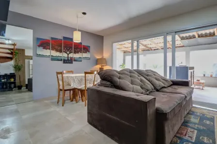 Casa com 3 Quartos à venda, 172m² no Lomba do Pinheiro, Porto Alegre