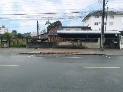 Lote/Terreno à venda, 792m² no Vila Nova, Joinville