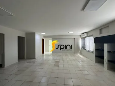 Sala Comercial para alugar, 112m² no Centro, Uberlândia