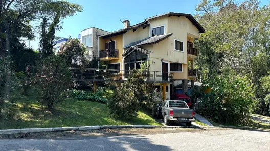 Casa de Condomínio com 3 Quartos à venda, 201m² no Parque Residencial Itapeti, Mogi das Cruzes