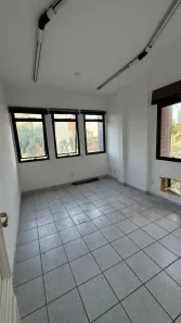 Sala Comercial com 3 Quartos para alugar, 55m² no Vila Mathias, Santos