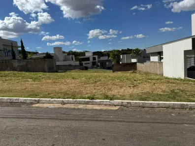 Lote/Terreno à venda, 635m² no Residencial Parque Mendanha, Goiânia
