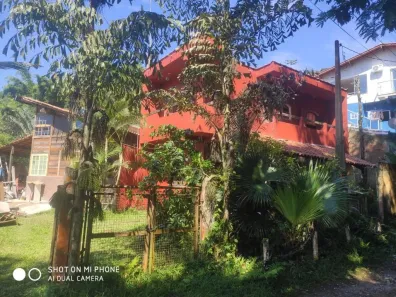 Sobrado com 4 Quartos à venda, 200m² no Toninhas, Ubatuba