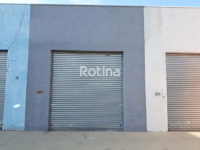 Ponto Comercial para alugar, 45m² no Loteamento Monte Hebron, Uberlândia