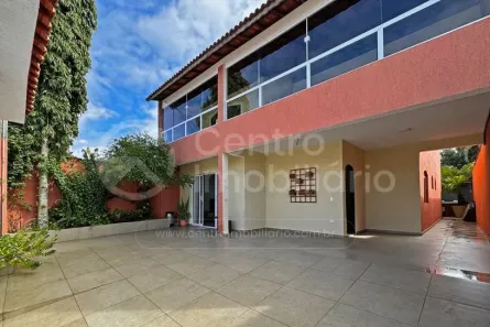 Casa com 4 Quartos à venda, 238m² no Belmira Novaes, Peruíbe