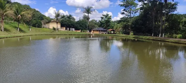 Fazenda/Sítio com 6 Quartos à venda, 192000m² no Área Rural de Caldazinha, Caldazinha