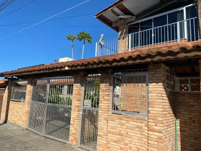 Sobrado com 4 Quartos à venda, 300m² no Praia das Palmeiras, Caraguatatuba