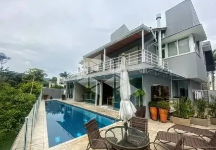 Casa de Condomínio com 4 Quartos à venda, 393m² no Córrego Grande, Florianópolis