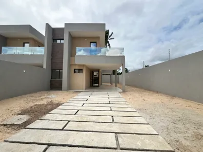 Sobrado com 4 Quartos à venda, 170m² no Pires Façanha, Eusébio