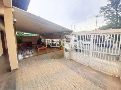 Casa com 3 Quartos para alugar, 180m² no Jardim Campos Elíseos, Campinas