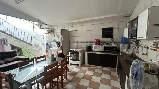Casa com 9 Quartos à venda, 187m² no Vila Liberdade, Presidente Prudente