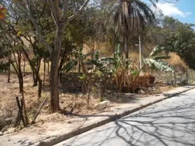 Lote/Terreno à venda, 385m² no Ouro Preto, Belo Horizonte