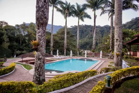 Casa com 6 Quartos à venda, 600m² no Carlos Guinle, Teresópolis