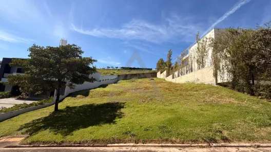Lote/Terreno à venda, 946m² no Residencial Jatibela, Campinas