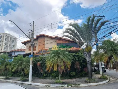 Casa com 3 Quartos para alugar, 275m² no Jardim Santa Mena, Guarulhos