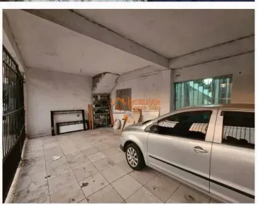 Sobrado com 8 Quartos à venda, 400m² no Jardim Adriana, Guarulhos