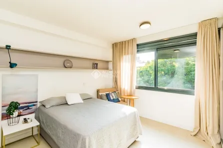 Apartamento com 1 Quarto para alugar, 27m² no Mont Serrat, Porto Alegre