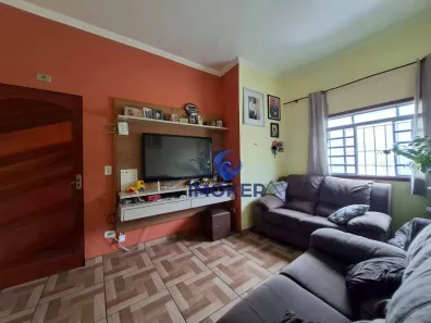 Sobrado com 7 Quartos à venda, 237m² no Vila Romana, Poá