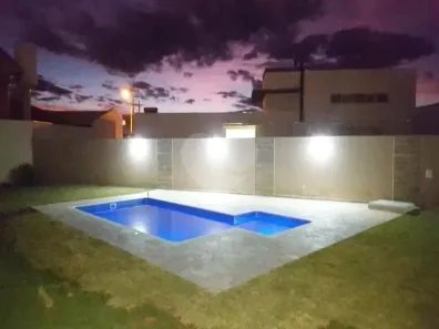 Casa de Condomínio com 4 Quartos à venda, 400m² no Centro, Araçoiaba da Serra