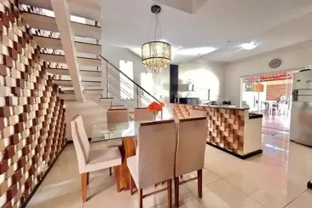 Sobrado com 3 Quartos à venda, 257m² no Parque Verde, Belém