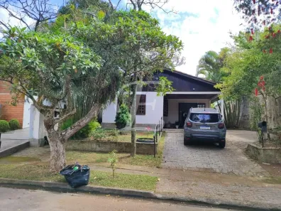 Casa com 3 Quartos à venda, 230m² no São Paulo II, Cotia