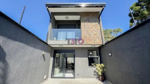Sobrado com 2 Quartos à venda, 90m² no Xaxim, Curitiba