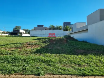Lote/Terreno à venda, 527m² no Jardim Shangri-Lá, Bauru