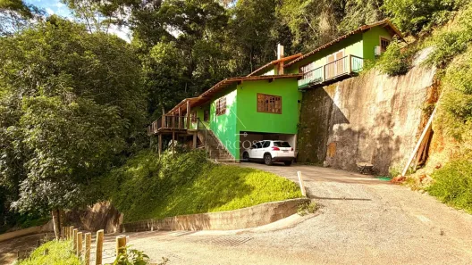 Casa de Condomínio com 3 Quartos à venda, 160m² no Bonsucesso, Petrópolis