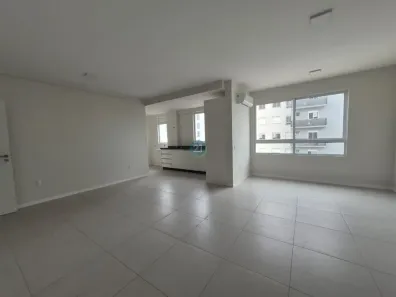 Apartamento com 2 Quartos para alugar, 94m² no Pedra Branca, Palhoça