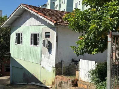 Lote/Terreno à venda, 593m² no Capoeiras, Florianópolis
