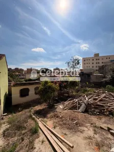 Lote/Terreno à venda, 450m² no Novo Eldorado, Contagem