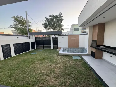 Sobrado com 3 Quartos à venda, 124m² no Guaratiba, Rio de Janeiro