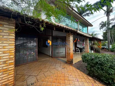 Fazenda/Sítio com 15 Quartos à venda, 840m² no Recanto Kakogawa, Maringá