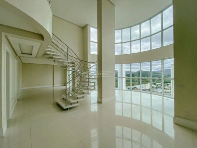 Apartamento com 3 Quartos à venda, 240m² no Centro, Balneário Camboriú