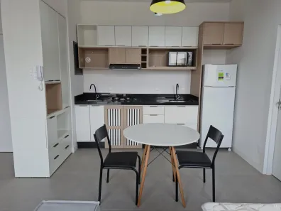 Apartamento com 1 Quarto para alugar, 37m² no Pantanal, Florianópolis