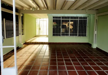 Casa com 3 Quartos à venda, 150m² no Veleiros, São Paulo