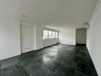 Sala Comercial para alugar, 43m² no Pioneiros, Balneário Camboriú